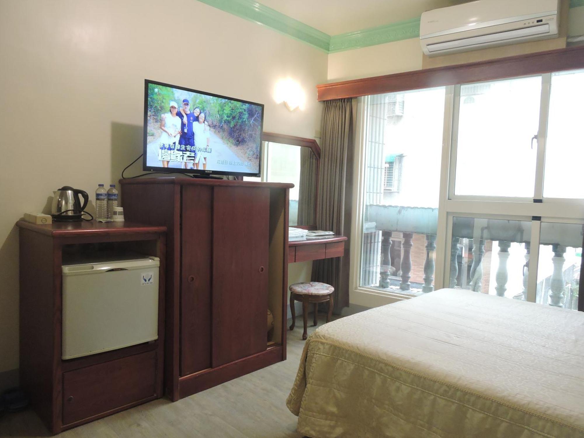 Longchi Hot-Spring Hotel Jiaoxi Zewnętrze zdjęcie